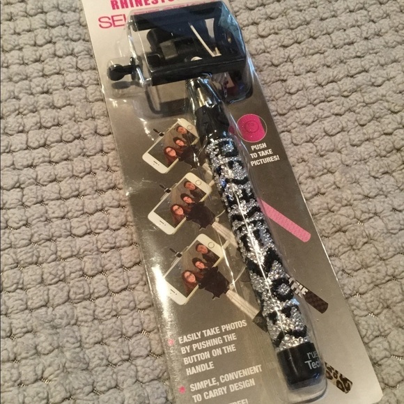 Rue Tech Rhinestone Selfie Stick - Picture 1 of 6
